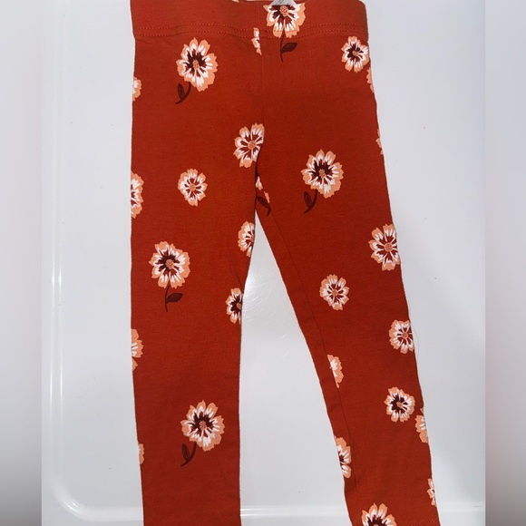 Carter’s 3T Matching Set - Picture 3 of 4